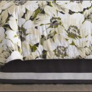 Martha Stewart Queen Gray Bedskirt